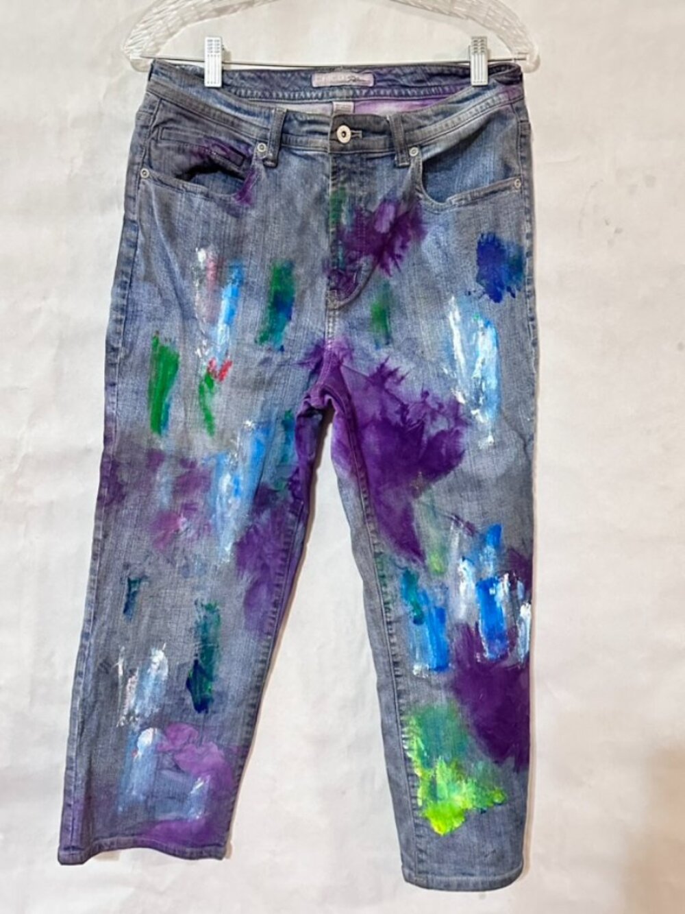 Chicos Embroidered Jeans Embroidery Size 1 Platinum Blue Denim Cropped Medium - Picture 4 of 6